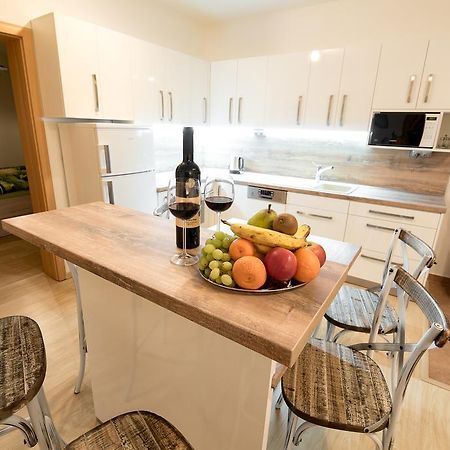 Apartman Mary Stola Luaran gambar