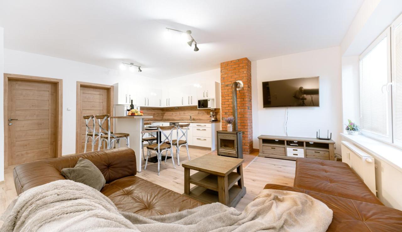 Apartman Mary Stola Luaran gambar
