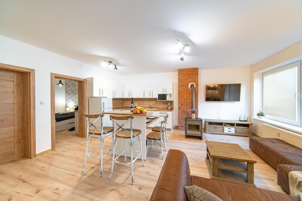 Apartman Mary Stola Luaran gambar